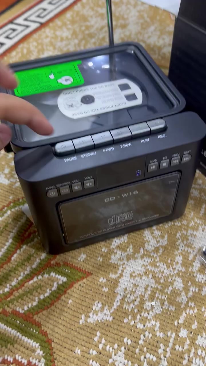 مشغل اقراص
وراديو وبلوتوث كلشي بي

سعر 35


**إذا كنت صاحب هذا الإعلان وتريد حذفه لأي سبب، رجاءا أرسل رسالة إلى الدعم الفني**