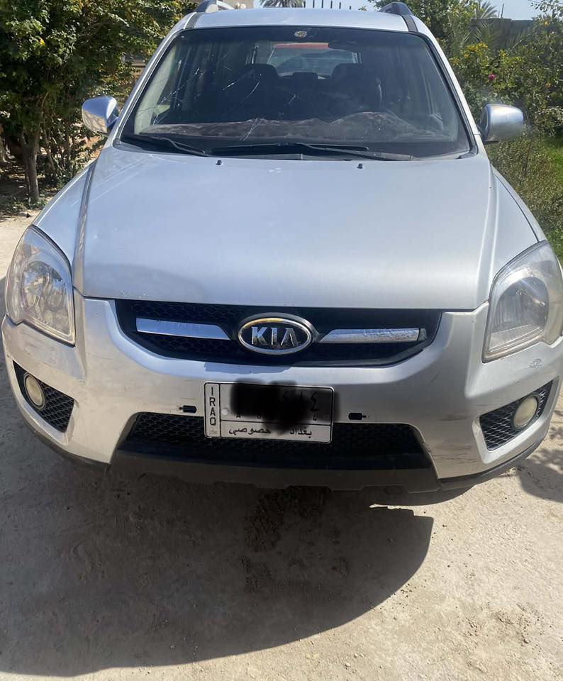 كيا سبورتج ٢٠٠٩ كوري مكفولة من اي حادث  بيها جراد بسيط  مكينة ٢٠٠٠ دوش السيارة باسمي  صار ٣ سنوات عندي تبريد شغال تخم تاير جديد.  الرقم بغداد العنوان بابل - المحاويل السعر ١١٥$ التواصل على الرقم ***********
