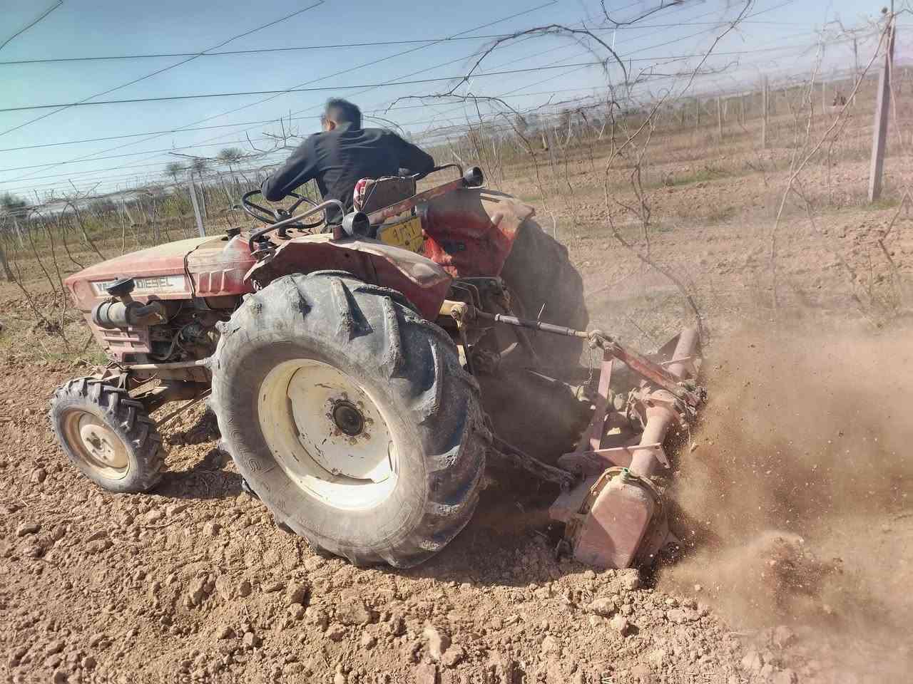 مكينه ينمر 33 للبيع بوعده بلد يثرب ***********
