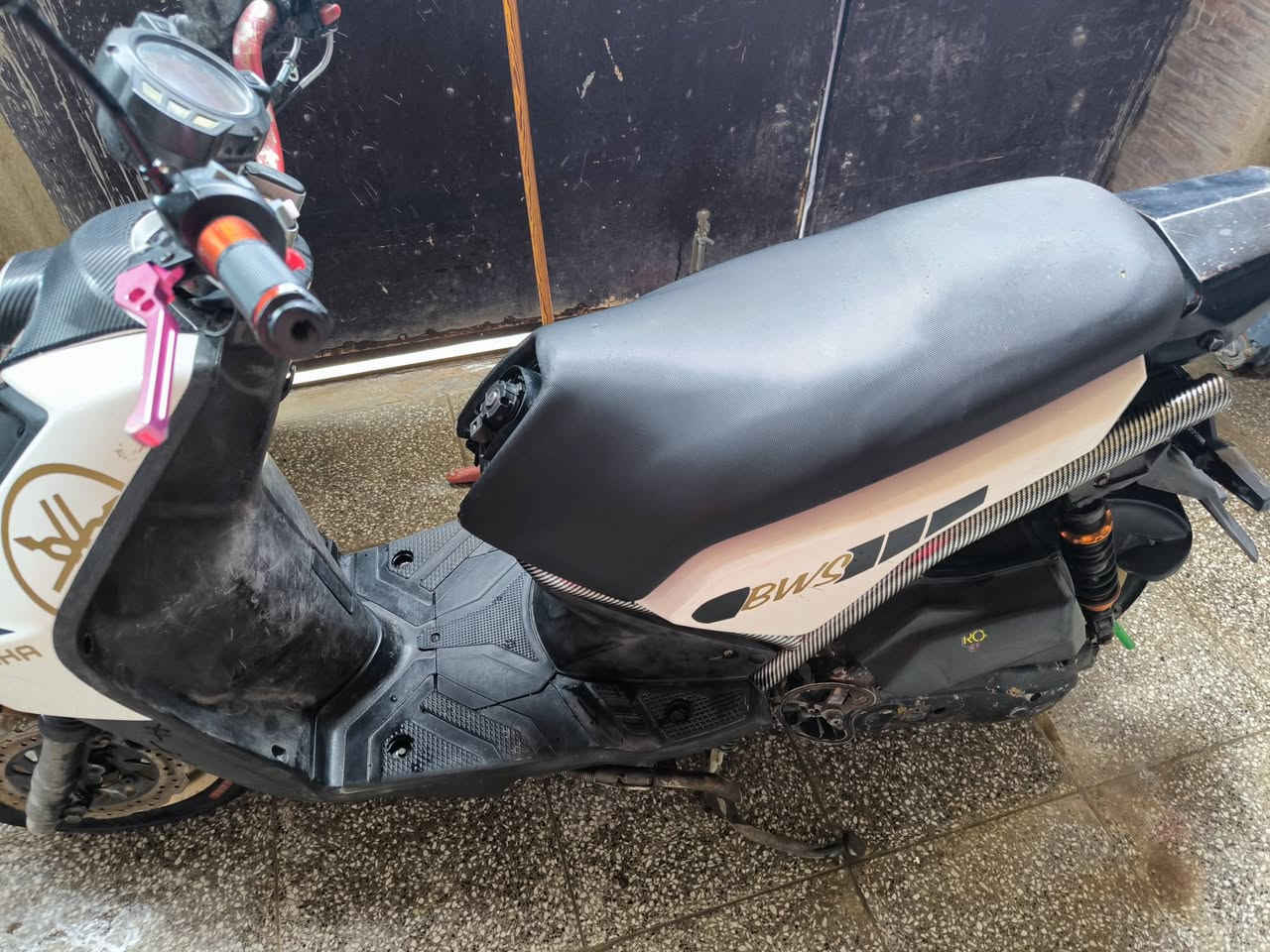 سكنس جبلي عليها تزويدات
بيعا خيط تبخير بعدة بدايتة قليل بس من تشتغل خفيف ويختفي  
قبق فلاوين 
دبل خلفي رياضي 
واقية صالنصة 
يدات وبريكات رياضي 
اشاير خلفيات 
بك لايت r6 
فيدراليات
رقم شكل 
عداد سرعة محترك والبريك امامي ملغي للبيع على وضعها ب٦٥٠ الف مكاني بغداد


**إذا كنت صاحب هذا الإعلان وتريد حذفه لأي سبب، رجاءا أرسل رسالة إلى الدعم الفني**