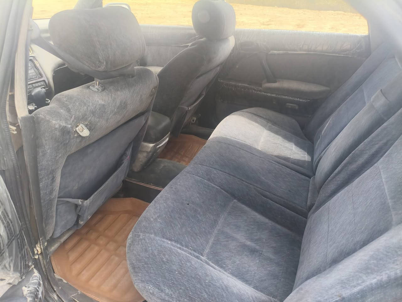 من رخصه الادمن  بطه موديل 1992محرك2500سيار رقم انبار انكليزي سنويه الئ2030محرك كفاله صدو كفاله كير بي مشكله مرات ينمر مرات لا للعلم السياره بيها كصه بس مااندلها وين سياره جاهزه مجهزه  للبيع او مراوس مكاني الانبار فلوجه ***********  سعر 37وبيها مجال
