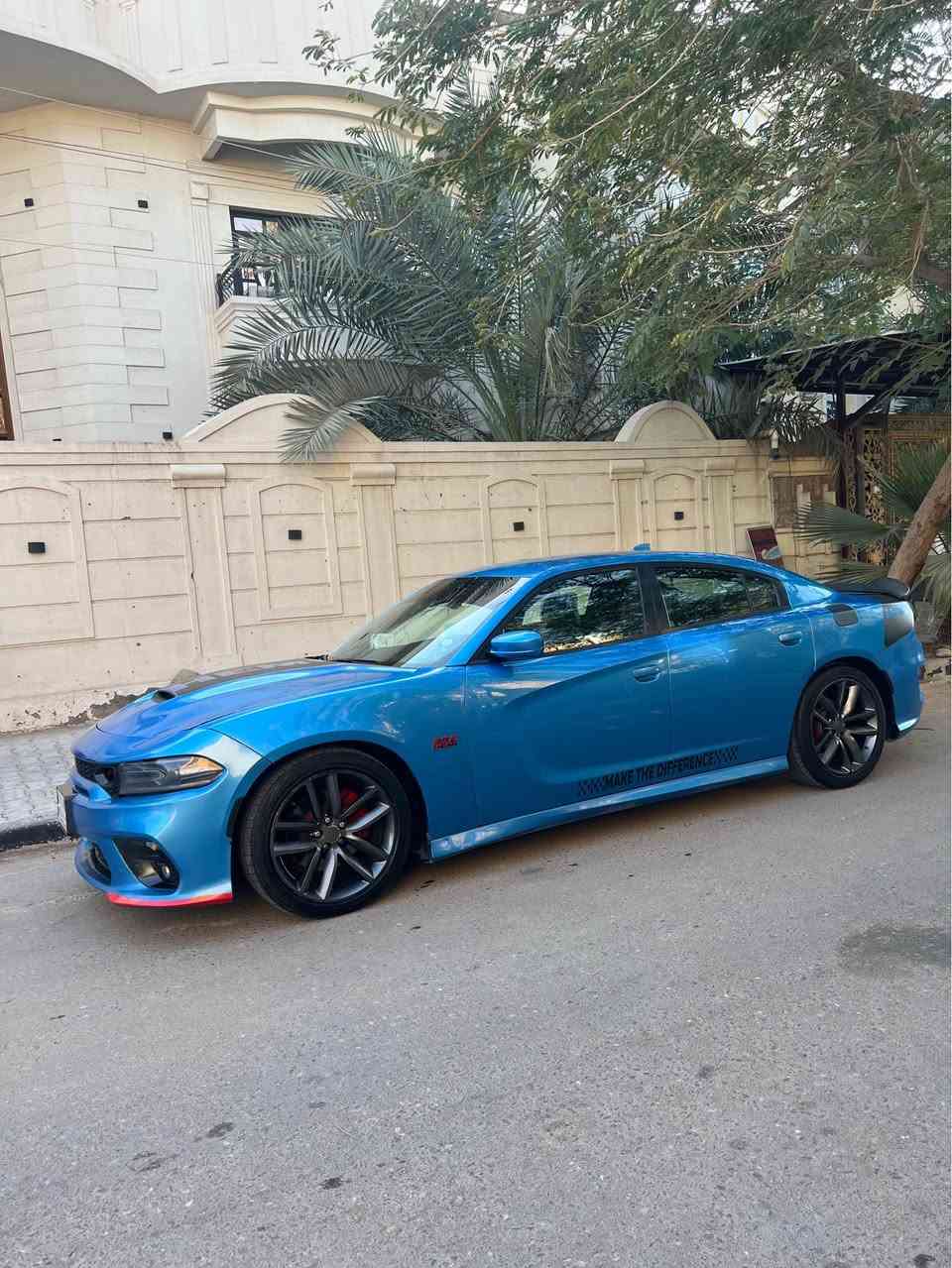 السلام عليكم رمضان كريم 
دوج جارجر 2016 رقم بغداد RT/MAX فول مواصفات كشنات جلد حظن تخزين ميموري تبريد كشنات شاشة جبيره رقم بغداد مشروع وطني السياره جاهزه من جميع النواحي ومصروف عليها صرف صحيح كزوز بلادي حادثها جاملغ وبنيد وبيها باب كلير وشوي صبغ بجاملغ الخلفي السعر 157$ مكاني البصرة شط العرب جسر خالد *********** اتصل وانا خادم شط العرب, البصرة
