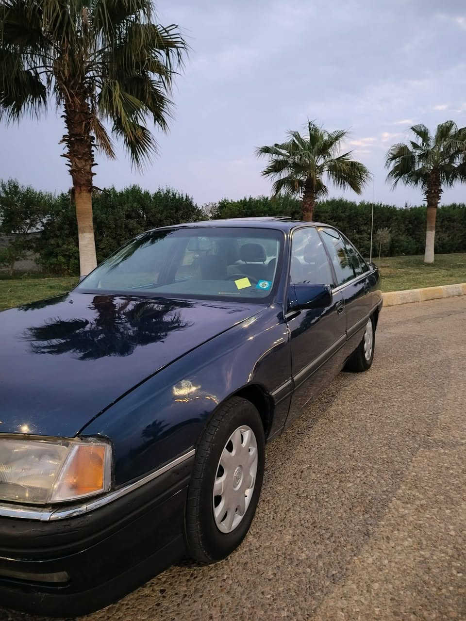 اوبل اوميكا للبيع موديل ٩٢ حجم ٢٠ كير محرك شراط لاصرف ولا بخار صبغ عام للجماليه شرط سقف وتكم بدون معجون رقم كركوك دولي سنويه جديد لل ٣٠ دفتر بنزين بيها صدر ودبلات وكهربايات كل بشرط تايرات جدد للبيع او مراوس مع تكسي افيو او اوبتر موديل ٤او٥ الشراي يتصل *********** مكانها كركوك حي الواسطي
