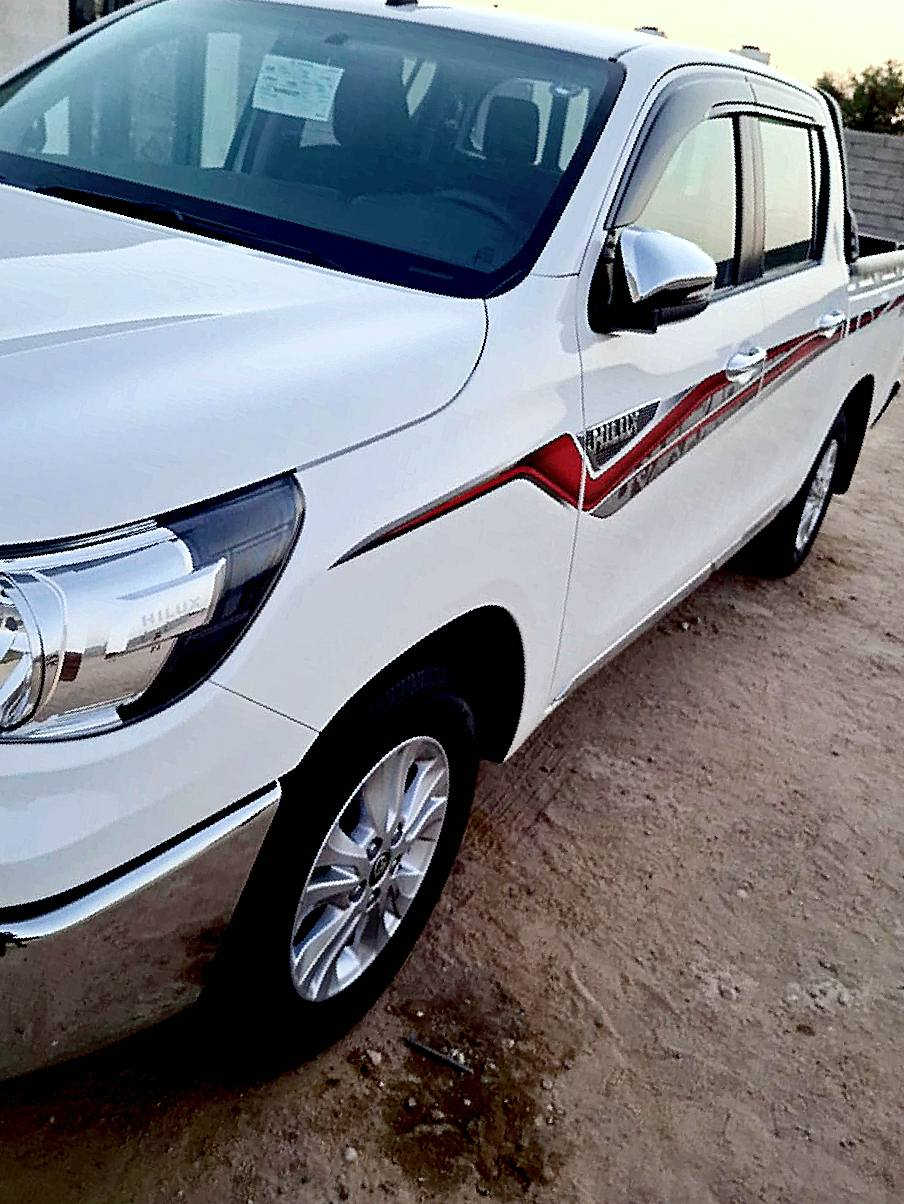 هيلوكس. 2025   رقم اربيل. گير أو توماتيك. السياره كفاله عاامه.  ماشيه 9 آلاف.   السياره بحالة الوكالة.  مكان السيارة البصرة الزبير.   السعر 3 دفاتر و7ورقات.  ‏‪***********‬‏
