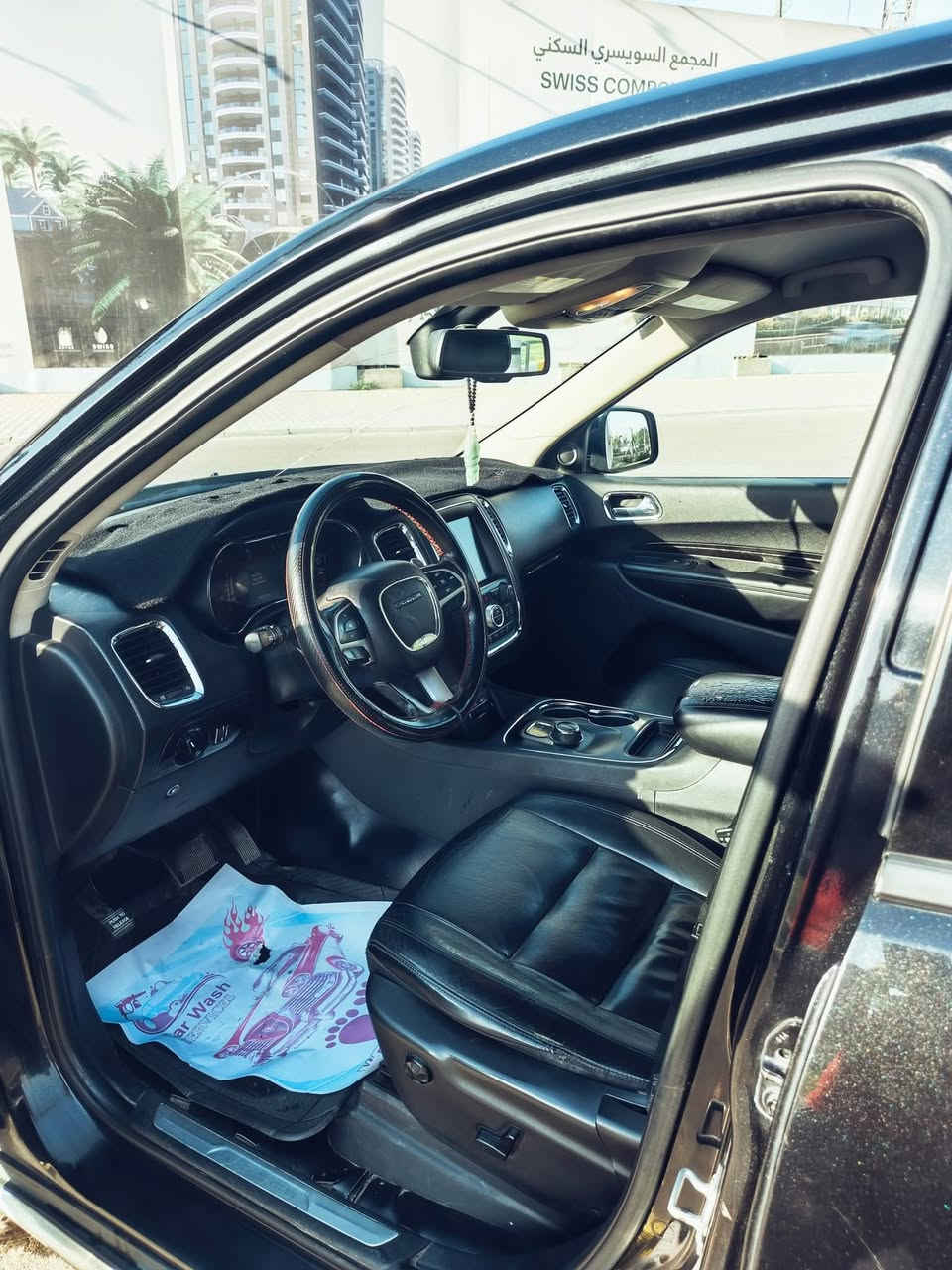 دورنكو موديل ٢٠١٦ لمتدد فول بدون فتحه
فور ويل تحكمات كامله شاشة كبيره مع شاشة اعطال كشنات جلد مع كهرباء تدفأة تبريد الستيرن تدفأة والخلفيات كذالك اوتو ستوب عند الرجوع اطفاء ذاتي بالازدحام يعني مواصفات كامله حادثها جاملغ عكس السائق والبنيد مبدل بدون داخل والجاملغ الخلفي جارد وصابغي كلير فقط وشويه راجع جارد جزء منه بسيط صندوق كهرباء والرقم دولي جديد وسنويه جديده والرقم شبه مميز
السعر (١٧٥)
العنوان بغداد
***********
