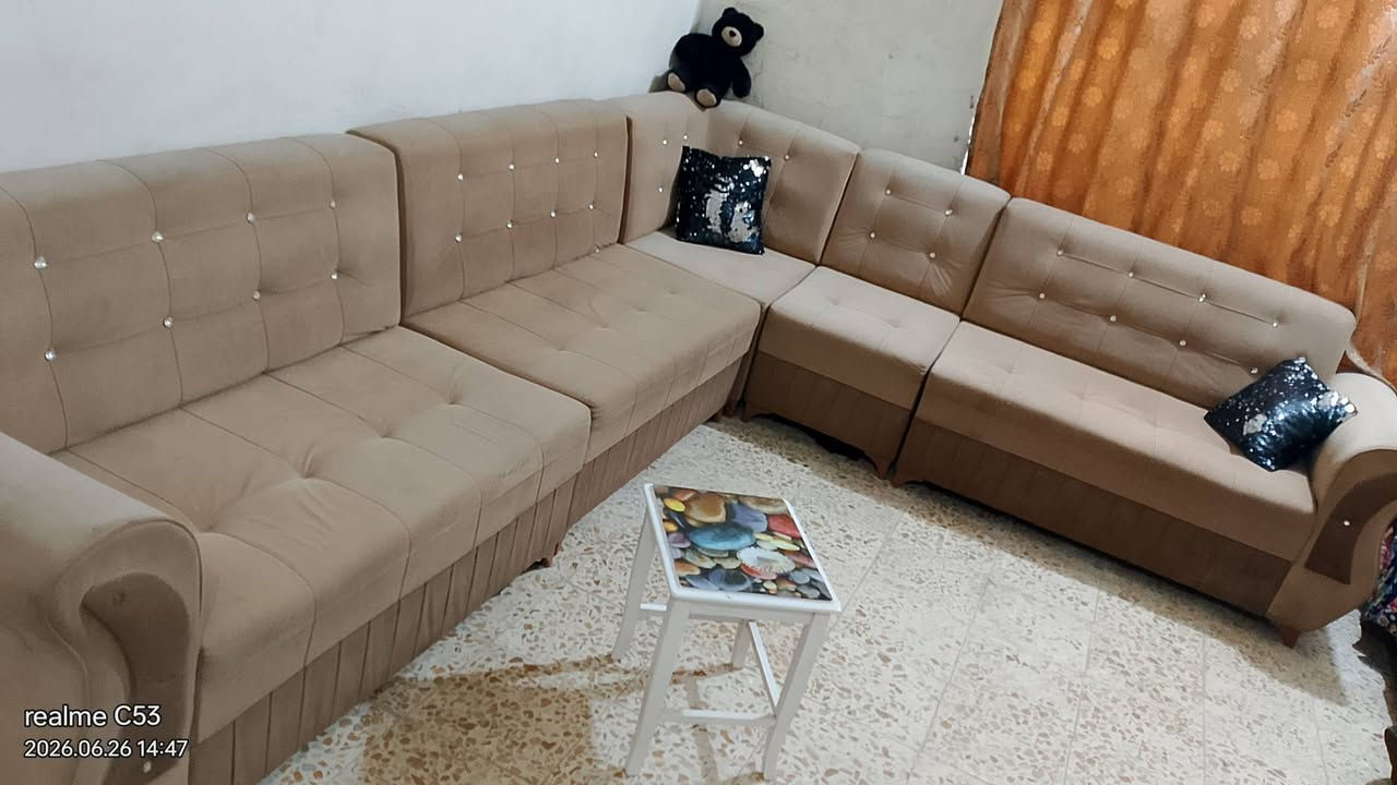 السلام عليكم  للبيع مستعجل.
1 بوفية ماعين  70  نظيفه مابيه كسر 

2  بوفية  40 بيه مجال قليل 

3 القنفات    جدا نظيفات اي كسر مابيهن سعر 250 متحصل هيج سعر 

4ميز تلفزون جدا نظيف وخشبه ثكيل نوعية ممتازه 70 

5 ميز معا كراسي عدد 4    السعر 40

ميز طعام  15


**إذا كنت صاحب هذا الإعلان وتريد حذفه لأي سبب، رجاءا أرسل رسالة إلى الدعم الفني**