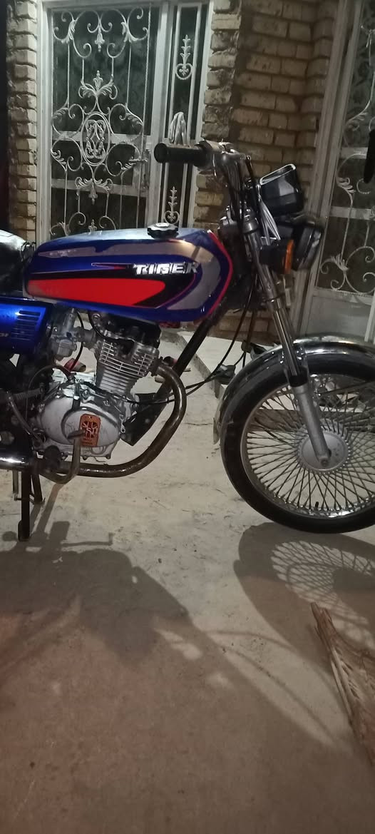 تايكر. موديل 2021 اوراق كوت أصولي 5 اوراق
مكينه تخبل وخرسه
450 وبيهه مجال بسيط 
مكانهه صويره
***********
