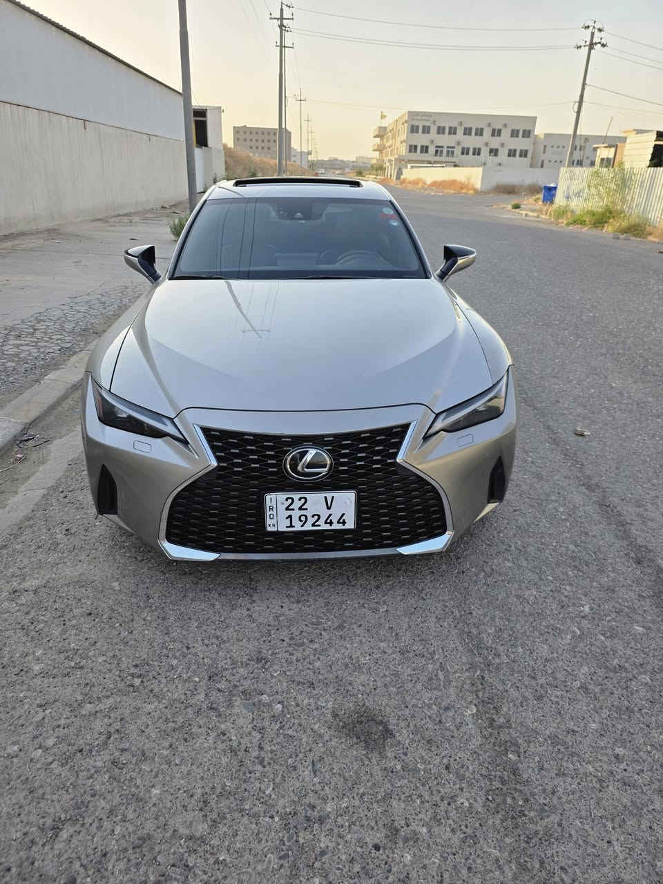 لكزس is 300 awd
V6 
2023
34.000 ميل 
ضرر: ربع جاملغ امامي + تعديل بارد باب خلفي وشويه من هلال 
بدون ايرباك 
السيارة كامله مابيها نقوصات ومبدل 4 تايرات

وبيها كتاب تظليل مصارلي شهر من سويته 
السعر ::24000$
***********📞
مكان سيارة اربيل
