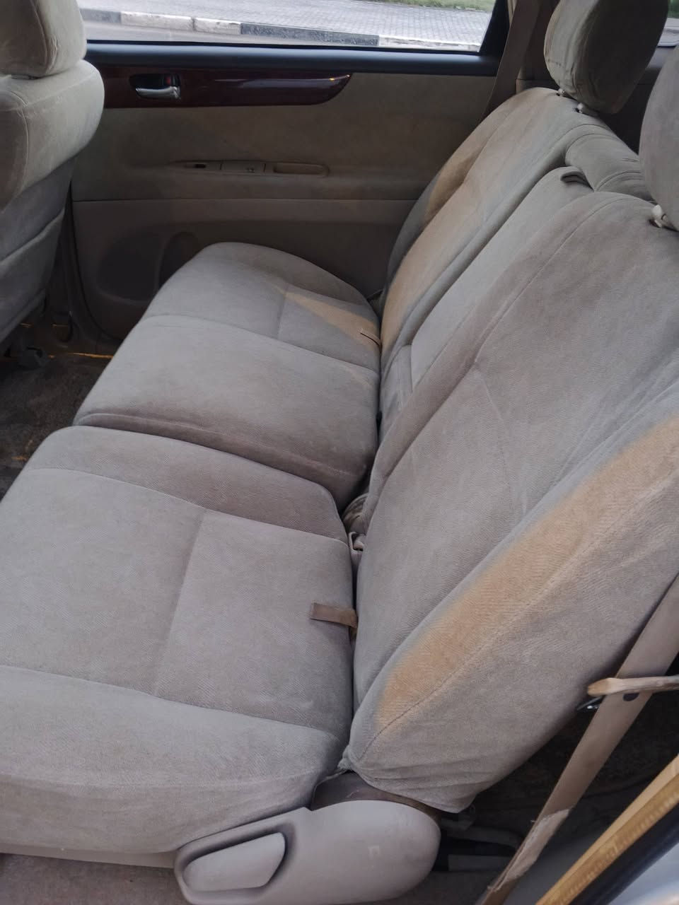 سلام عليكم ابسم موديل 11اصل شاصي 17رقم بصره بسم صديقي شرط التحول كير مكينه كارتون  شرط تبريد ثلج حدادجديده غرفه بل جيس السياره كفاله من الضربه وكص وعيب شرعي سيارة مصبوغه عام اثرجرادالسياره جديده حيل ستخدام شخصي مكان السياره قبله التواصل على الرقم ***********السعر110
