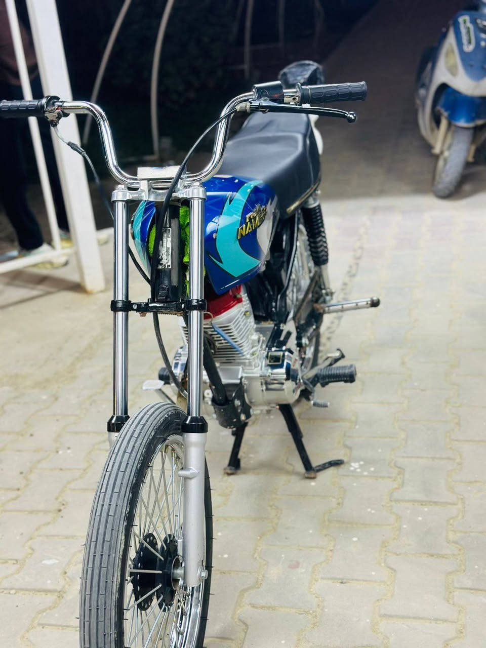 دراجه للبيع كفاله عامه تعميره نهايت ال 25 شاصي ارشه 15اصوليه السعر خاص او تصال عله رقم ***********
