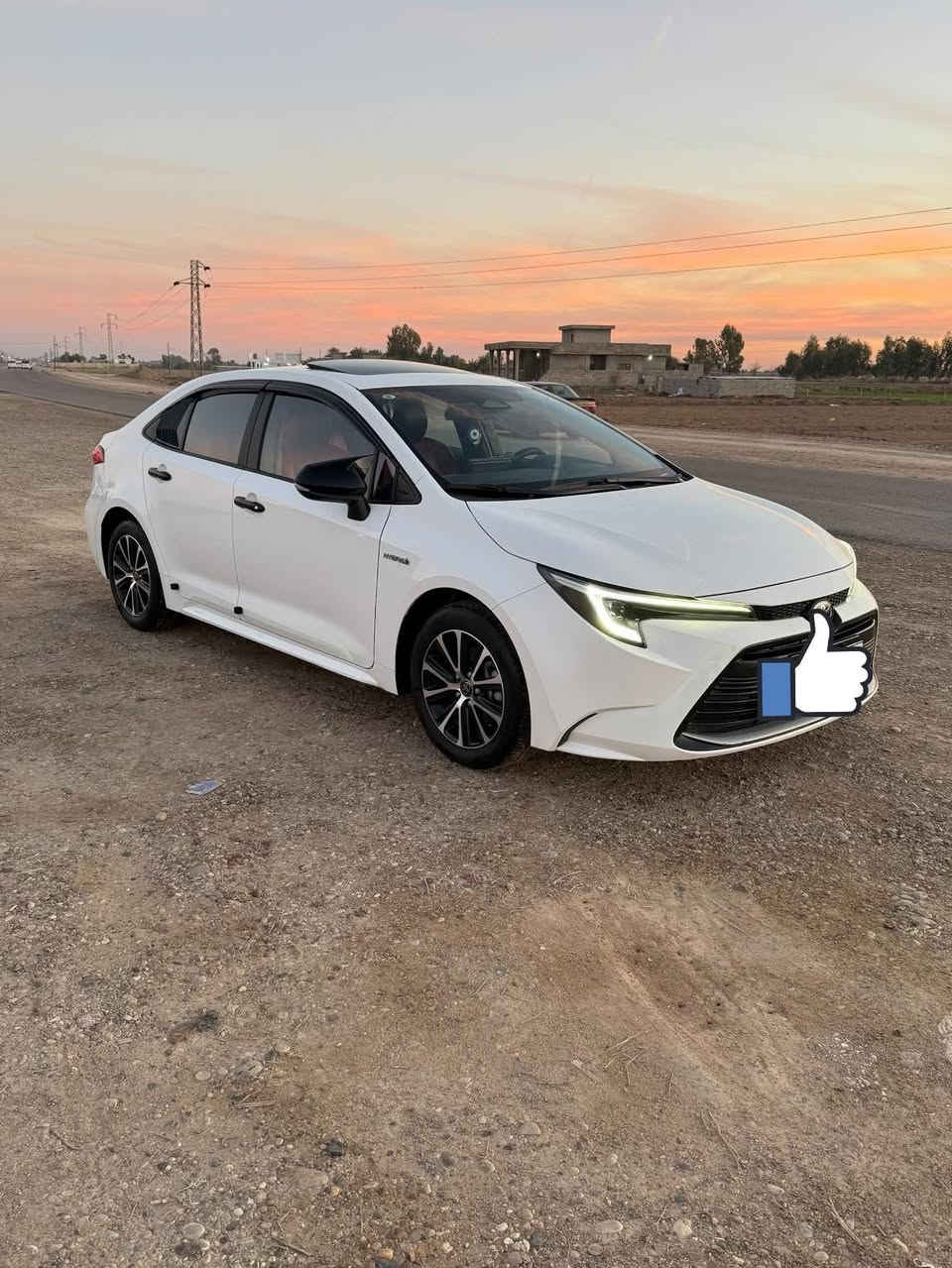 السلام عليكم 
كورلا هايبرد  شكل امريكي علامة الزركة
موديل 2023 
فول مواصفات 
سستم كامل سودات
رقم بغداد تحويل 
 
داخل احمر جلد 
مكفولة كفالة عامة 
ماشية 29 الف 
السيارة ع بلاد الشركة 
بيع او مراوس
مكاني صلاح الدين
السعر المطلوب 147 وبيه مجال 
بيع او مراوس
اتصال ‭0770 493 6438‬
واتس اب ***********
