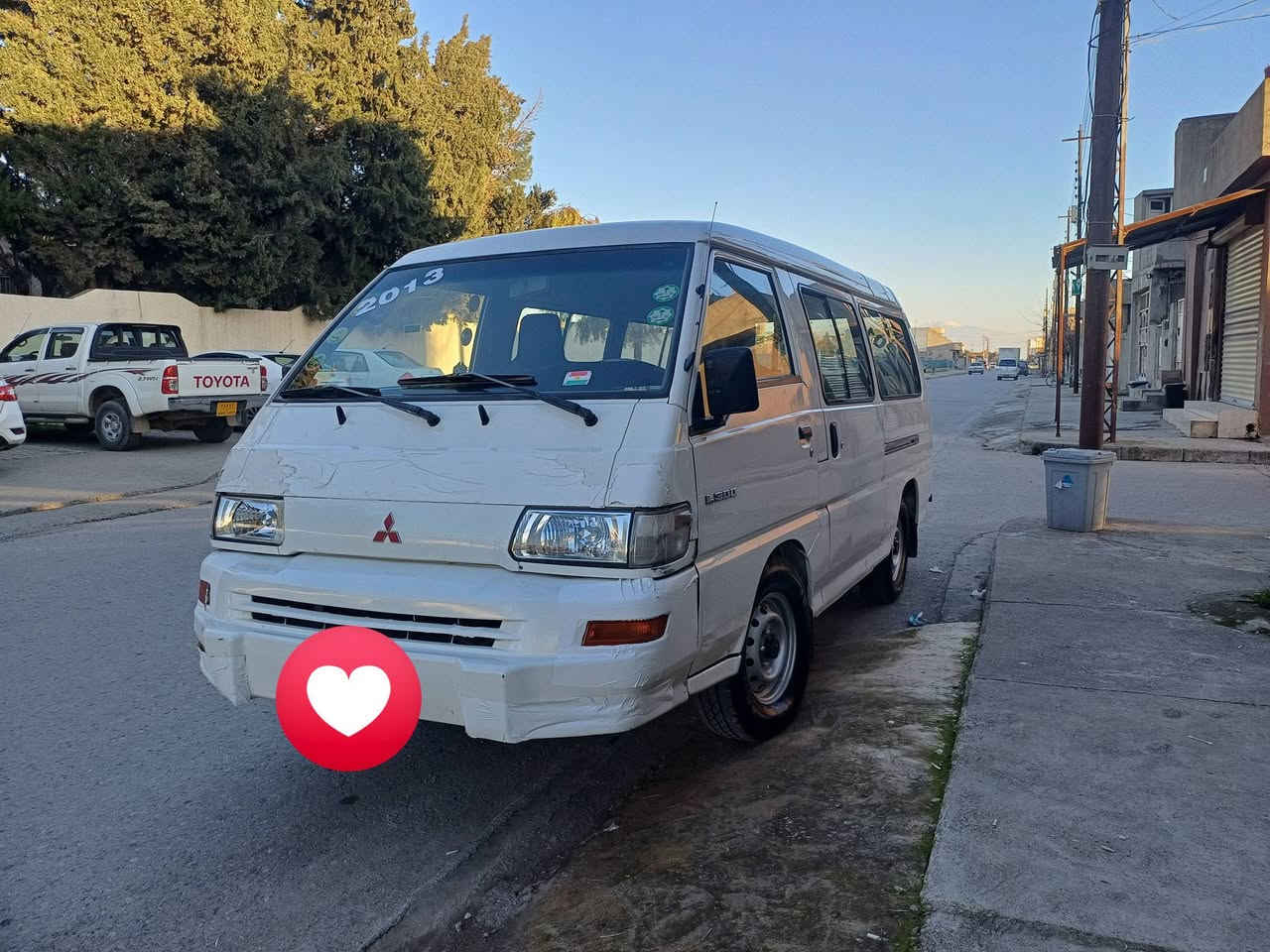 مستەربۆشی ٢٠٠٤ علوج علوج  ادوات ادوات
هەموو گیانی بە شەرت 
٤ تایە تازە
غاز و بەنزین
دەرگا کارەبای
کوشن و گاحی تازە
هەموو شتی بە شەرت
 ٢ پەڵەی بۆیاغە
مشتەری نیت بێزارمان مەکە
***********
