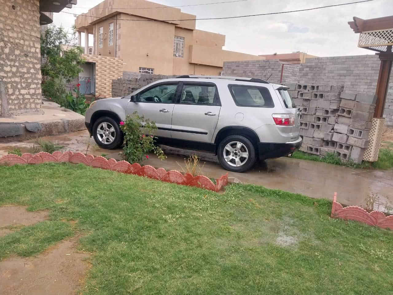 جمسي اكاديا سلفر مكفولة ٧راكب رقم بغداد موديل ٢٠١٠ سعرها ١٠٠ وبيها مجال للاستفسار الاتصال على الرقم : ***********
