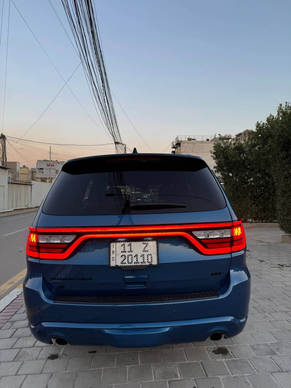 السلام عليكم
للبيع. دوج دورنگو 
2024 gt plus
مكينة 3600 /v6
رقم بغداد مميز 
باسمي تحويل مباشر 
Black top 
وارد أمريكي /كلين تايتل 
ماشية 40 الف
لون ازرق بحري 

فول موصفات 1/1
كشنات جلد 
تدفئة وتبريد مقاعد
ستيرين كهرباء 
تدفئة ستيرن 
فتحة سقف / سلايد روف
كشنات كهرباء 
خزن ميموري
شاشة كبيرة 10.1
Vip سبعة راكب 
تشغيل عن بعد 
بصمه دخول ذكي 
مانع تصادم
حساسات امامي خلفي
نظام تحديد المسار 
رادار امامي 
رادار جانبي
تدفئة وتعتيم المرايا الجانبية
سماعات  Bose
كامرة خلفية مع توقف ذاتي
شاحن لاسيكي 
نظام Auto Stop
صندوق كهرباء 

السعر / 387 $ وبيها مجال بسيط 
بغداد حي القاهرة 
للاتصال ***********
