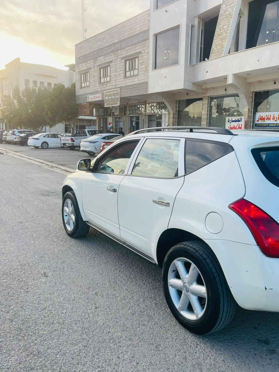 سلام عليكم
نيسان مورانو 2005 
كير محرج شرط V6
سياره فول 
فتحت سقف
كشنات كهرباء
تدفئه
كهربايات كله شغله سياره عل بلاد 
تخم تاير جديد 
منضومه زنون 
سياره بيه صفحه صبع شخط عل طول بدون دواخل 
سياره معروضه 65مجاله جدأ بسيط
ستفسار عل رقم ***********
