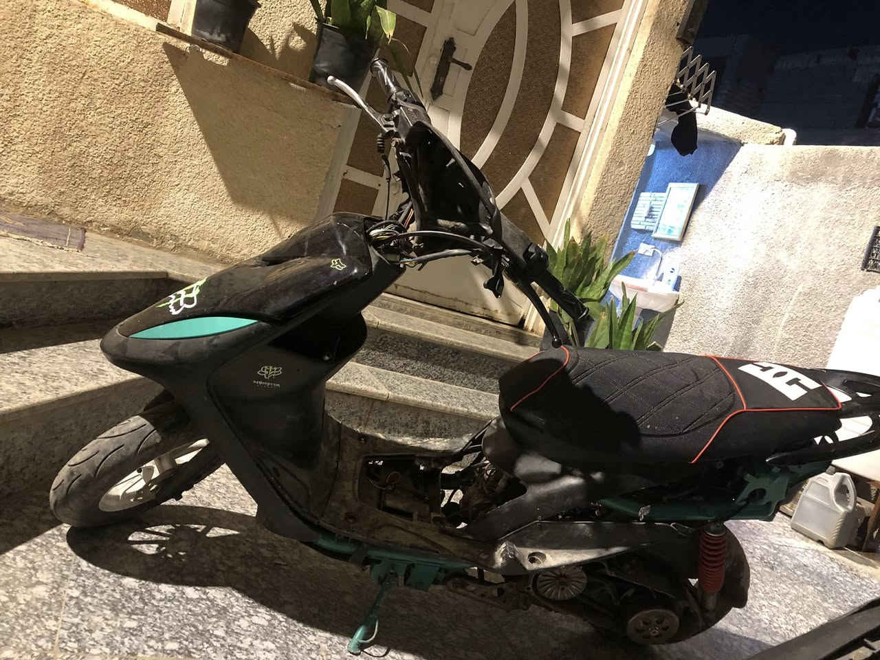 سلام عليكم ماكس عدله للبيع دراجه تشتغل سلف وهندر ب اي وقت بوشه55خير من الله شلعه معدل تاكل الكاع اي نقص مابيه تجي تشغل وتتوكل السعر 400 وبيها مجال عنواني بغداد الرشاد فلكه حي النصر  *********** متوجد واتساب وفيس 24 ساعه
