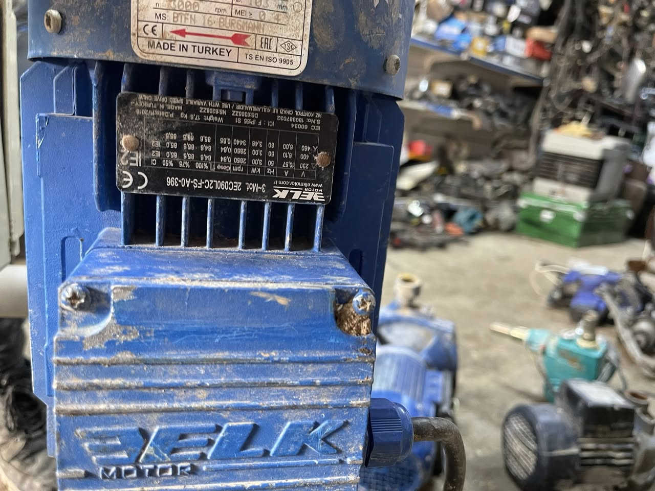 مطور له البيع ‬ ***********
