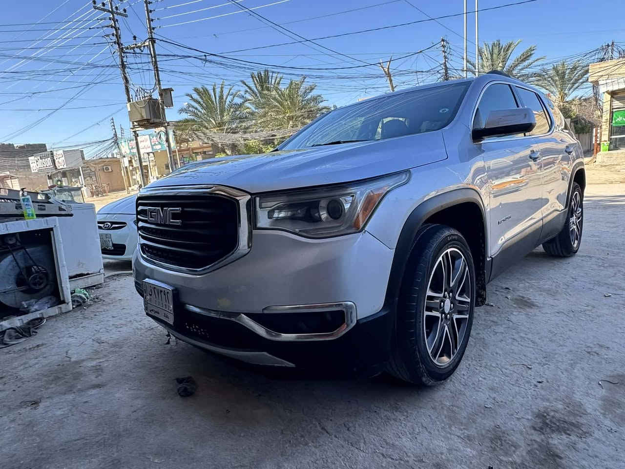•الضرر: دعاميه فقط وبيه بارد بسيط بلجنطه

•الرقم :بغداد حره تحويل بسمي مشروع وطني

•المواصفات :

.السيارة:جي ام سي اكاديا فئة slt

سته سلندر 

.الموديل:2019

.المحرك:3600 6سلندر ماشيه 

١١٠ الف كيلو

.تدفئة لكشنات المقدمة 

.كامره خلفيه

.7راكب سياحي

.سايد بريك بصمه

.حساسات خلفية اصل

.حساسات ورادارات الاجتياز الجانبية (نقاط عمياء)بلمرايا الجانبية

.لايتات  عالي وناصي مع حاجبLED 

.بصمات عدد 4 للابواب مع بصمة جنطة 

.تحكم فول كهرباء لكرسي السائق والصدر

.شاشة الدشبول كبيرة للتحكم بايعازات السيارة مع نظام الكار بلي

.ثلاث قطع تبريد

.جنطة كهرباء شفط

.تشغيل عن بعد

.سستم صوت Bos

وكروس سرعة وتحكم صوت 

.نظام ABS مانع انزلاق 

ثلاث انضمة قياده

السيارة جديدة وحلوة. طخم تايرت جديد وسبير جديد 

المكان كربلاء  السعر 200

الرقم ***********
