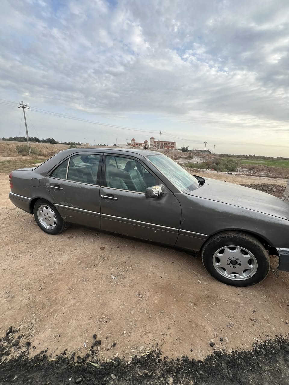 مارسدس بنز شبح s320 رقم الهاتف ***********
