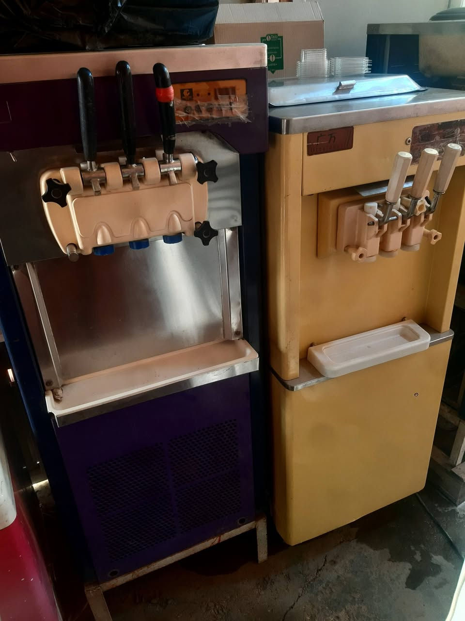 السلام عليكم اخوان عندي مكاين موطا شغاله معه مكينه ازبري تلاث احواض معه مكينه إنتاجية الاستفسار  أكثر خاص او عل رقم ***********
