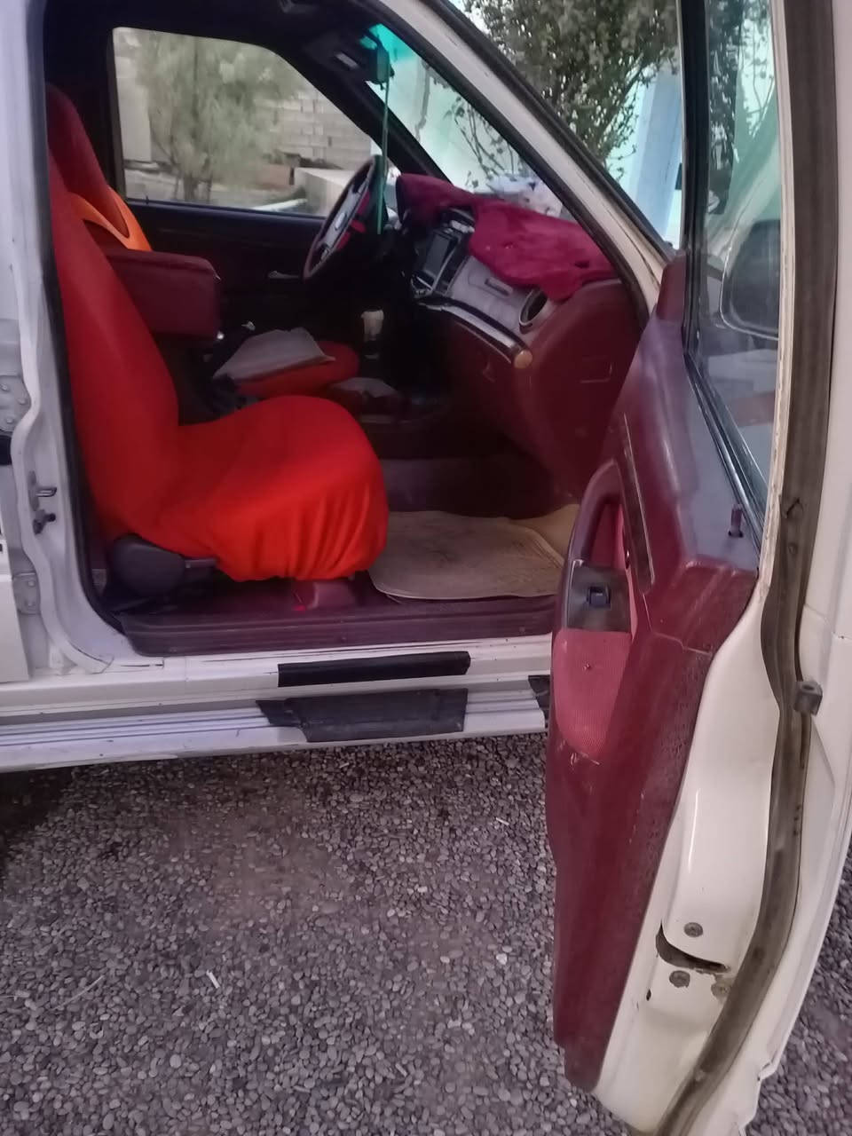 السلام عليكم  كوناو للبيع 
موديل 2009خالصه من الصبغ والخياس 
جاهزه ما تريد مصرف 
تخم تاير وصدر جديد محرك بخاخ بحاله جيده 
السعر 37وقابل للتفاوض 
للأستفسار الاتصال ***********
(السياره منفيست )
