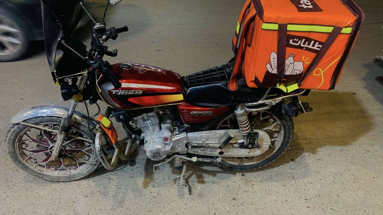 السلام عليكم ، دراجة تايكر 2021 دراجة نظيفة مرقمة بغداد للبيع او مراوس سعرها 1،550 وبيها مجال , ***********
