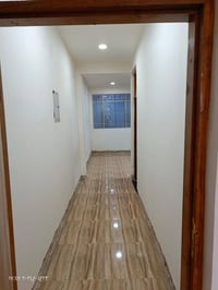 بيت للايجار • بناء حديث • ٢٥٠م