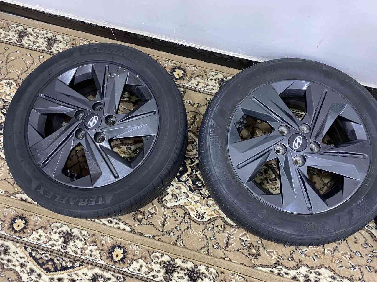 السلام عليكم اخوتي الغالي تخم ويل كاب هو والتاير اخو الجديد تخم تاير كوري تجي وشوف والي ميعجبه يترك كلمة طيبه 450 وبيهن مجال بغداد الدورة ***********
