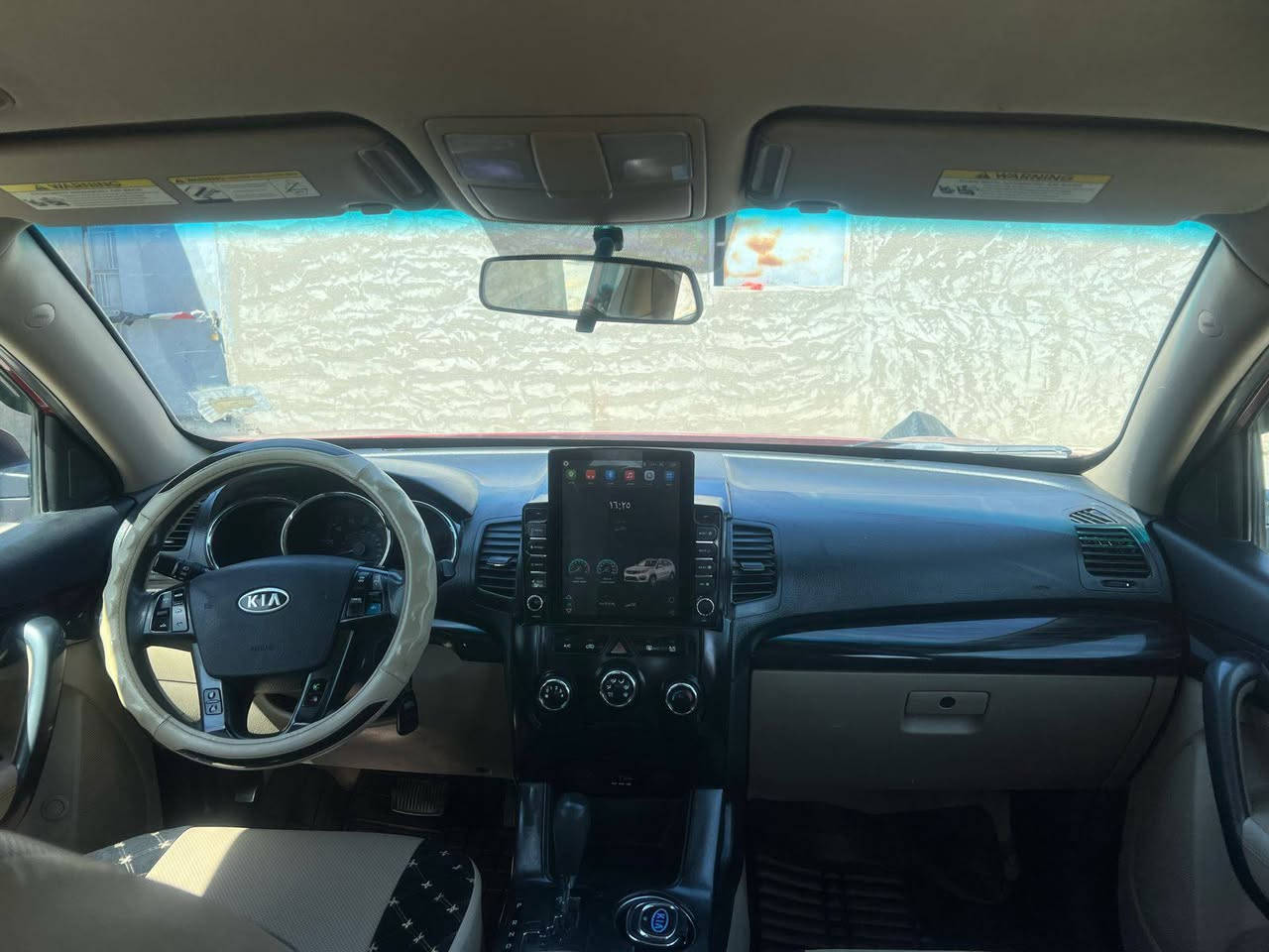 سلام عليكم سارنتو لبيع موديل 11 محرك 6 صار سبوع من شديتلها محرك ب صندوك لا روجز صبح ولا اي شي مكنيه حاويه سبعه راكب تبريد 3 قطع وارد امريكي حادثها جاملغ مال صدر  وبنيد تخم تاير باتري جديد صدر كدام جديد سيارة جاهزة من كلشي السعر 127 وبيها مجال حك جيه الاتصال***********
