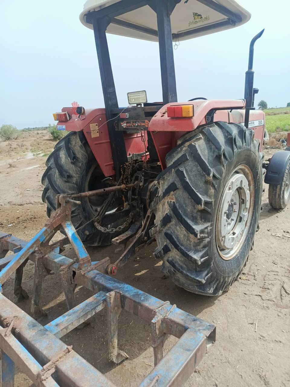 السلام عليكم 
للبيع مكينه فوركسن ايراني 
رقم سليمانيه تريد تحويل وكاله موجود 
 وضع شركه..  مكينه.  اكسن.  بم .
مكانها الديوانيه الحمزه الشرقي .
سعرها اتصل وبيك خيرر وتدلل
***********
