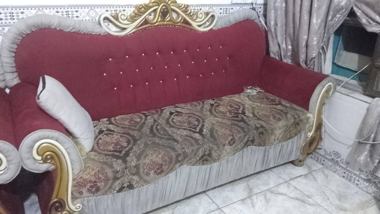 عندي تخم عشر مقاعد مع كاونتر اثنينهم ب 600


**إذا كنت صاحب هذا الإعلان وتريد حذفه لأي سبب، رجاءا أرسل رسالة إلى الدعم الفني**