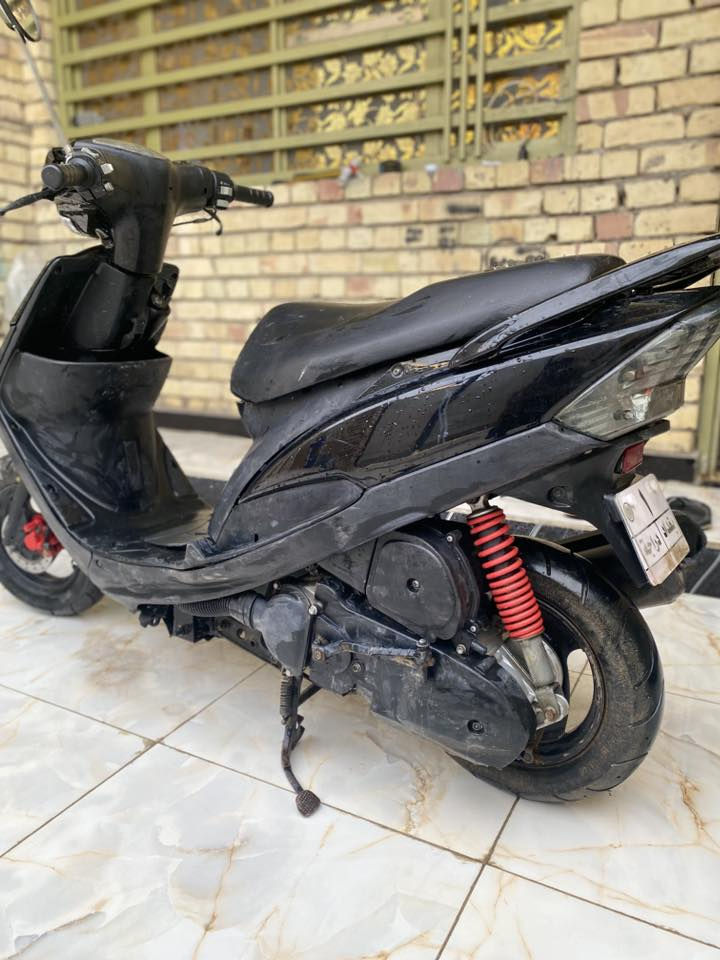 سلام عليكم 
دراجه ماكس عدله جانت تشتغل طلعت بلمطر طفت بعد ماشتغلت واريد ابيعهه السعر 345 بيهه مجال دراجه نضيفه مكفوله سرقه اوراقهه ضاعت رقم شاصي موجود رقم ***********
