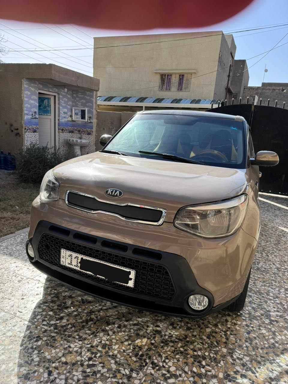 كيا صول 2016 رقم بغداد الانگليزي 
كير ، محرك (مكفولات)
تبريد تدفئة  (شغالات)
حدادية جديدة 
السعر  96 ورقه
 للاتصال ***********

