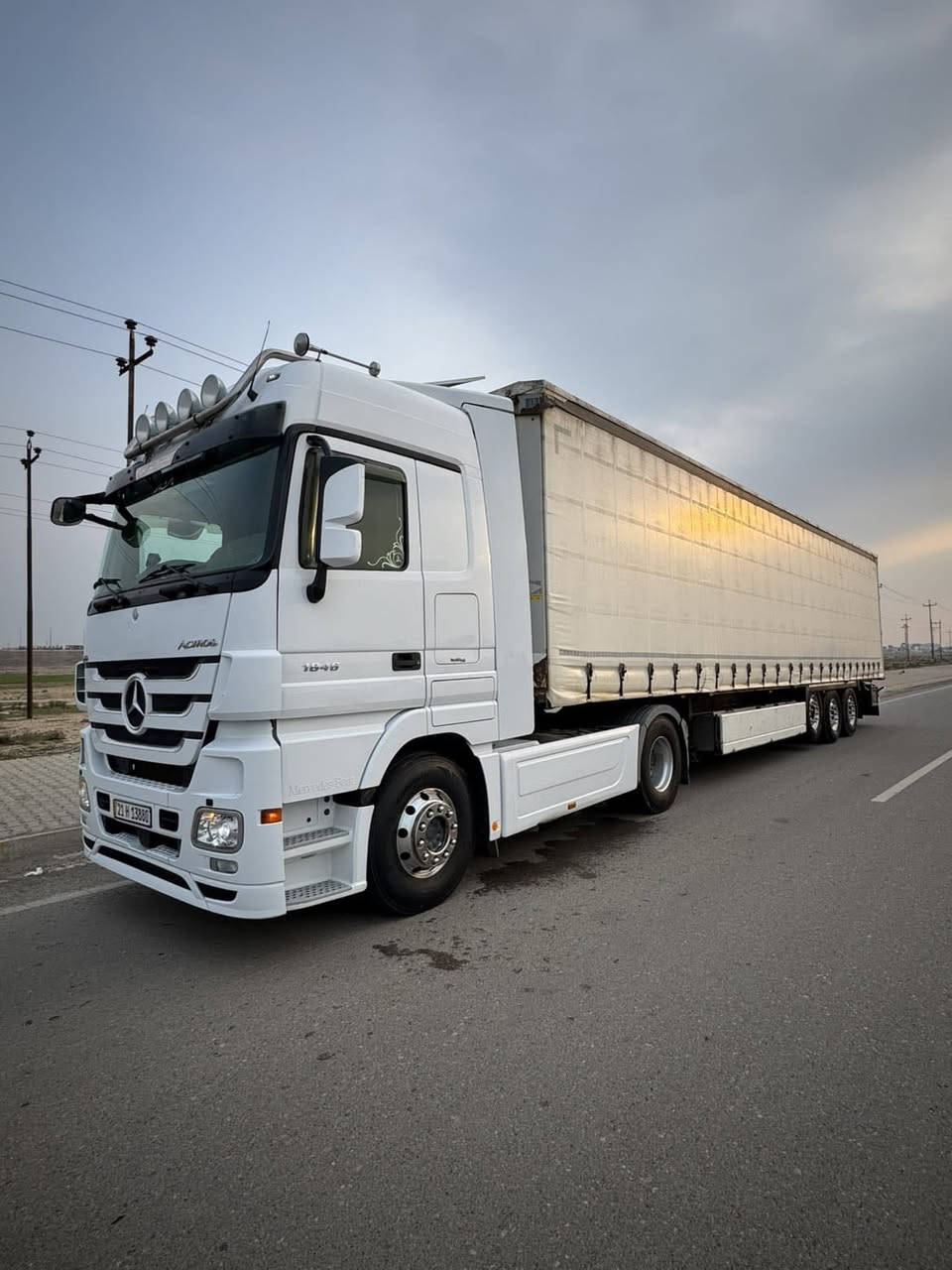 مودیل2012 حجم1846 فول مواصفات ریتایدر کامرە و حساس ثلاجة سبلیت سقف لایت حدسە  غسالە لایت  دەبل منامی دەبل تانکی گاز 
تاخم ویل کروم راس عەربان تاخم تاید جدید
عەربان کرون 2015 سحال بیلاد دیسک
مکان کرکوک
***********
***********
