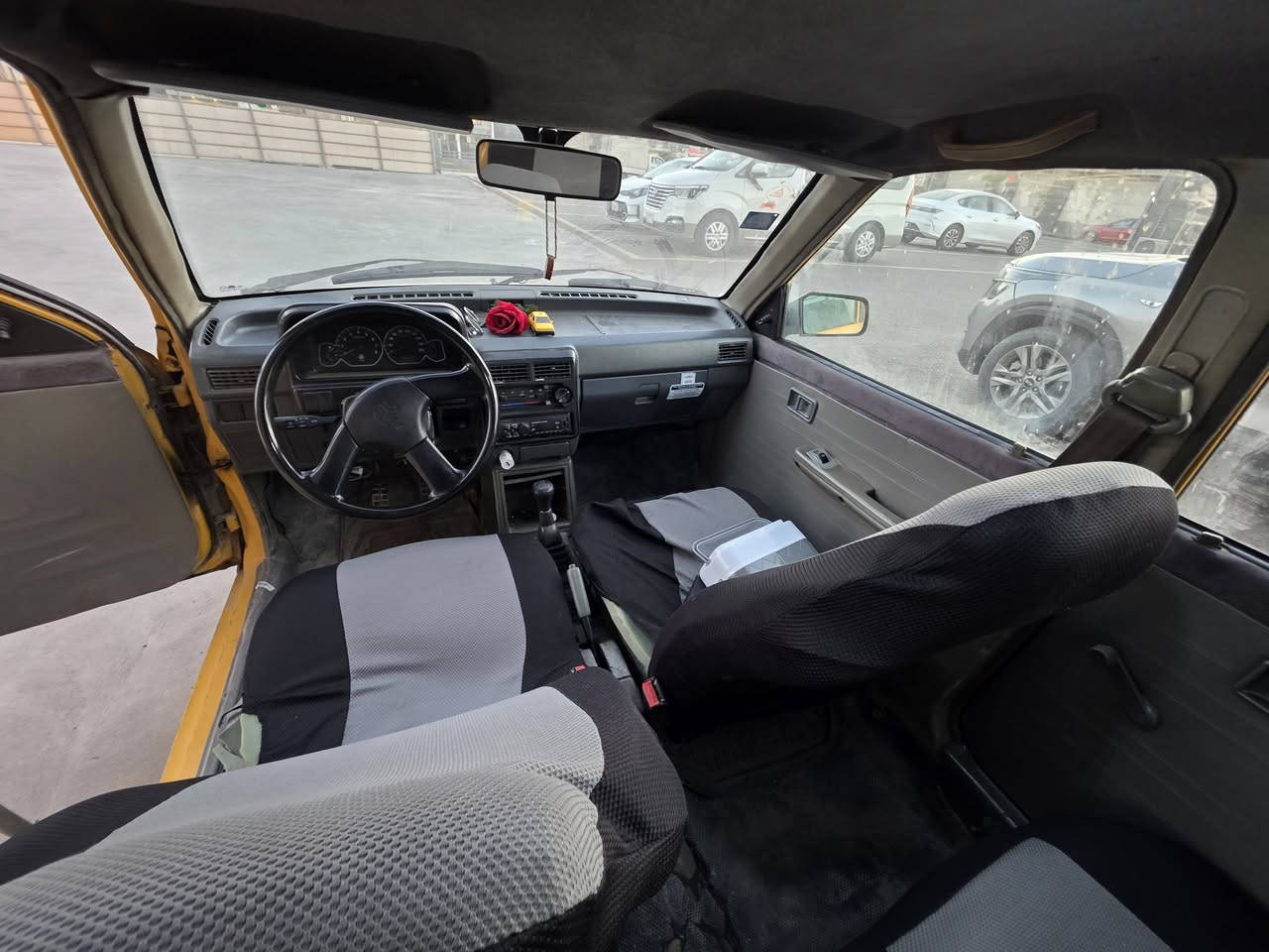 سايبا ٢٠١٠
سيارة ب اسمي  تحويل ثاني يوم مصفرة هيئة وغرامات
لااتنقيص ولا تبخير
شاصي واحد معمر
كير نظيف 
تبريد تدفئة
كهربائيات شغالة
الكشر شوفة عينك
نواقص مشط ستيرن+طوافة بنزين 
سيارة جاهزة
السعر ٢٥ وبيها مجال
مكاني بغداد  الغزالية او الحرية 
***********
