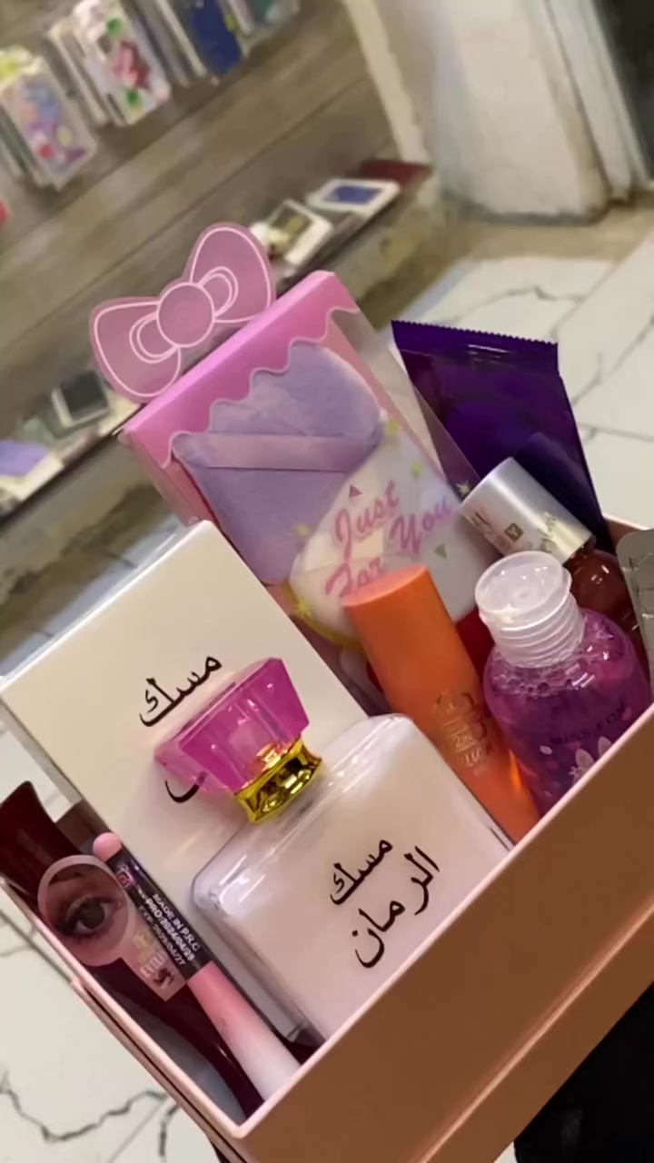 بوكس هدية مكياج ويتوفر خدمات توصيل


**إذا كنت صاحب هذا الإعلان وتريد حذفه لأي سبب، رجاءا أرسل رسالة إلى الدعم الفني**