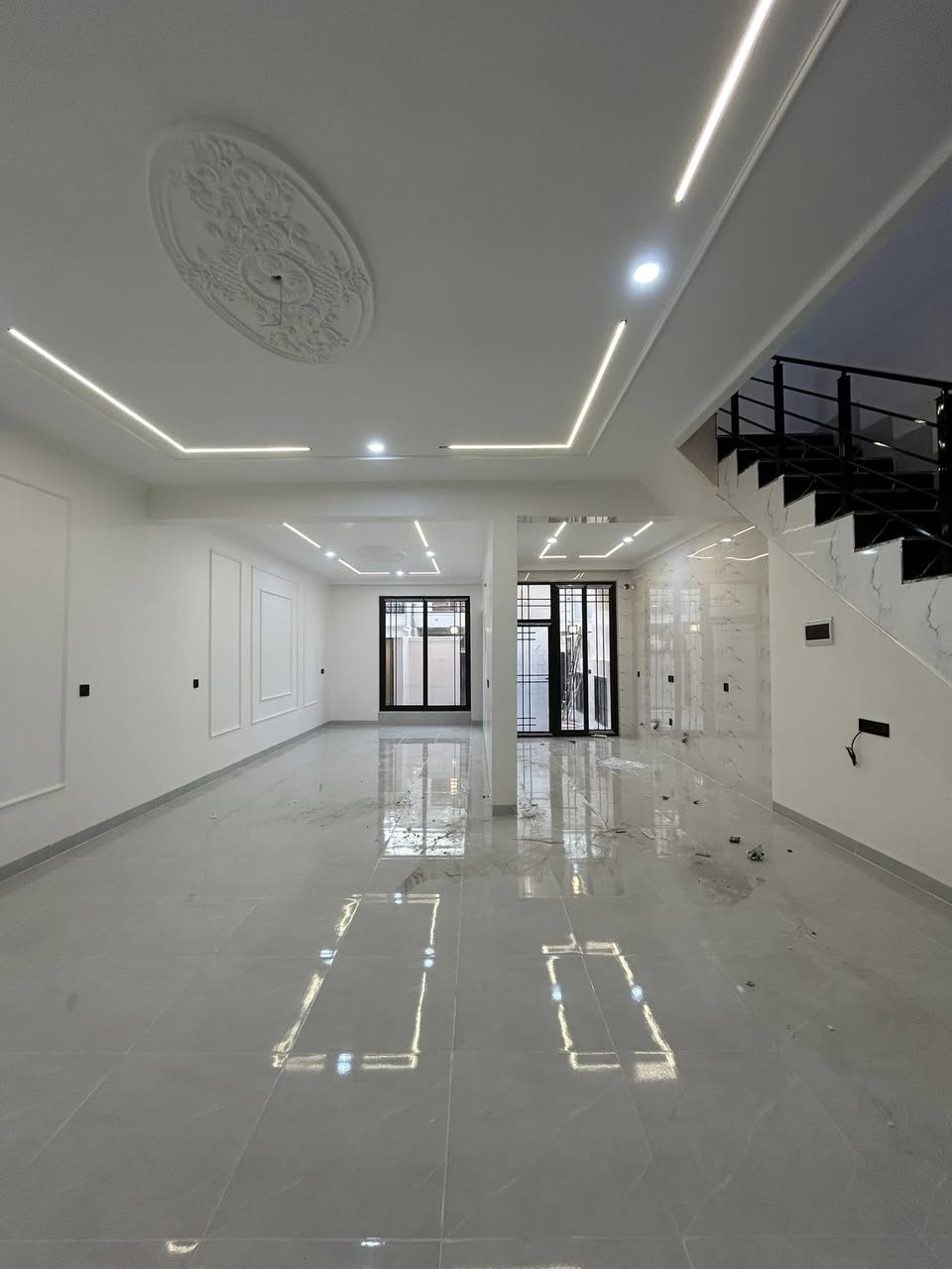 #خانووبۆکرێ  125م سفڕ
#هەولێری_نوێ
4 ژووری نووستن
ژووری میوان + چێشتاخانە + هۆڵ
تایبەت بۆکرێ

#بیت_للٳجار  125م زیرو
#اربیل_جدید
4 غرفة نوم
عرفة ظیوف +مطبغ + صالە
خاص للٳجار
 
***********
