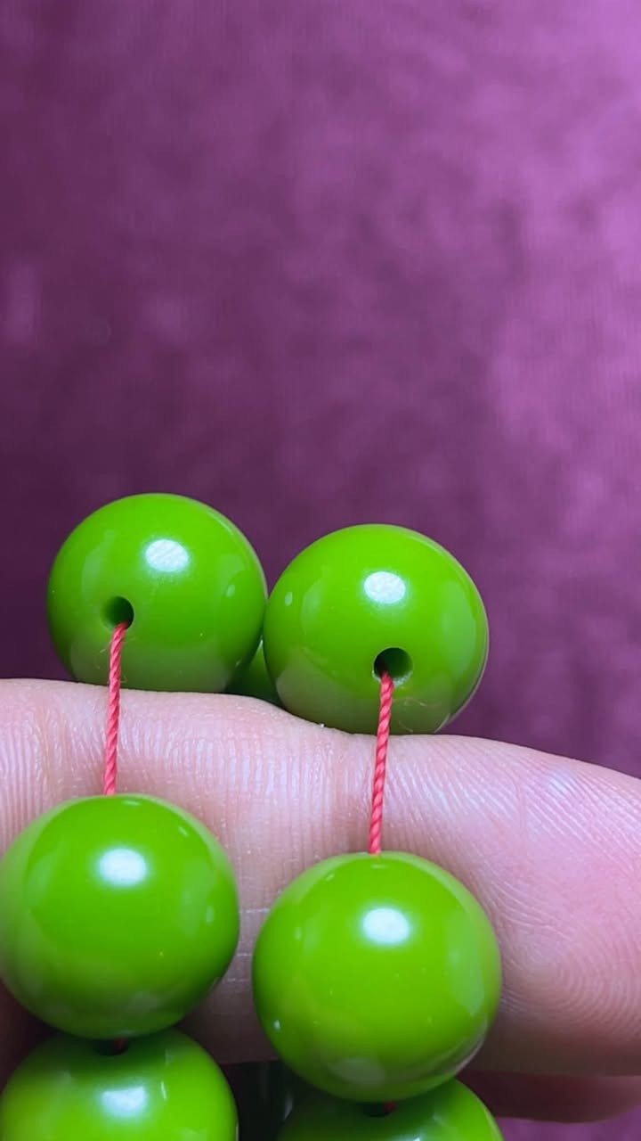 بسم الله الرحمن الرحيم

مسباح سندلس باللون التفاحي 🍏
جراخات حلبية

🔹 الوزن: 80 غرام
🔹 قياس الحبة: 15 ملم
🔹 مناسب للحمل والاستخدام اليومي.
🔹 يتميز بصلابة وكثافة عالية

✨ قطعة أنيقة تجمع بين الجودة والجمال.

📩 للحجز والاستفسار التواصل عبر الخاص أو واتساب: ***********
