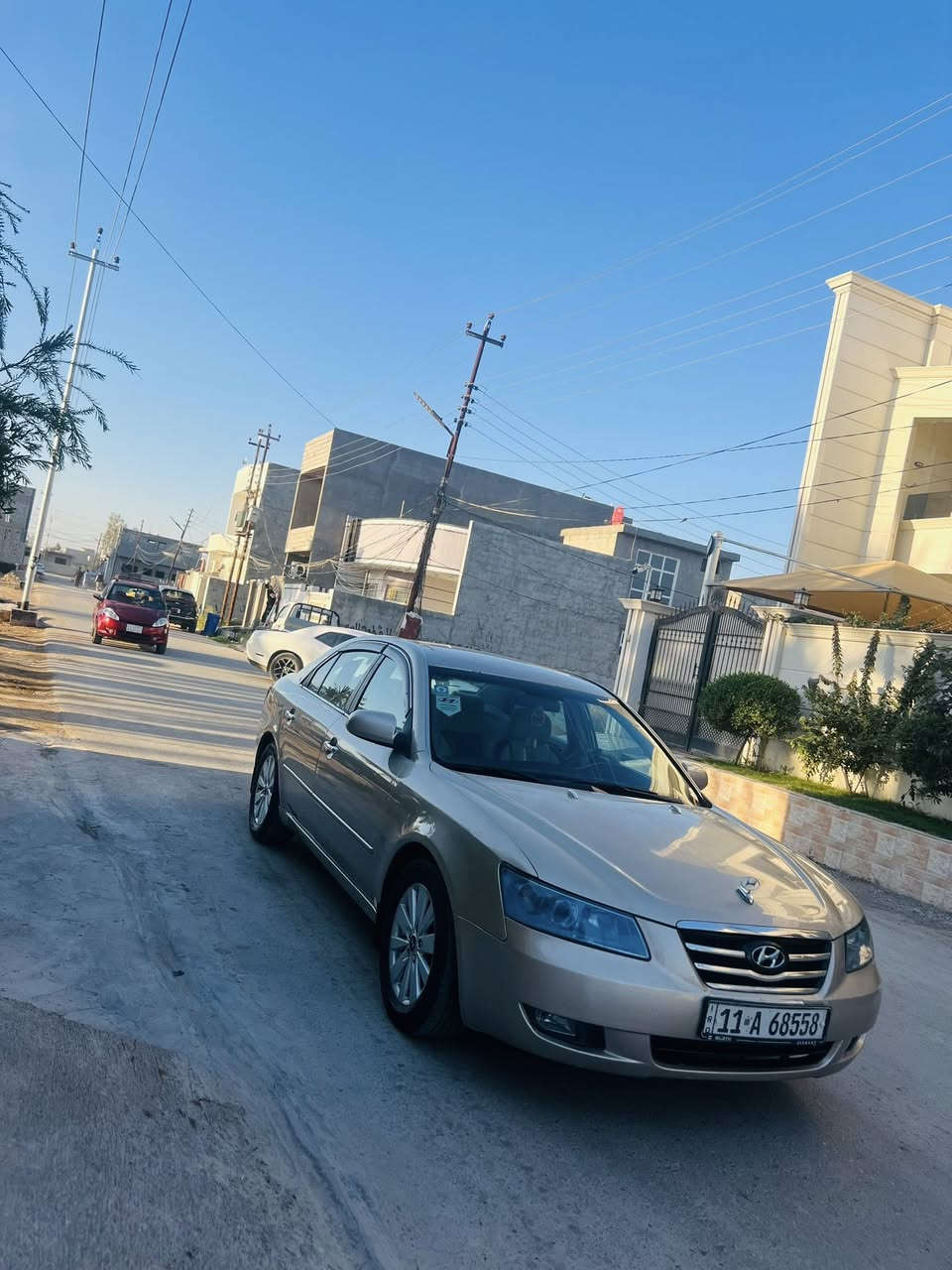 رمضان كريم عل جميع 
سوناتا 2006 رقم بغداد دولي بسمنه  سنويه لغاية 28 محرك 3300 V6 مكينه وكير كفاله قبل شهر شادهن تخم تاير جديد صدر امامي خلفي جديد تبريد ثلج تدفئه شغاله سياره جاهزه وكبل للشارع بدون اي نقص جديده بمعنه الكلام واحله من الصور بهواي ويل كب كروم شاشه داخل عسلي ماشيه 160 سياره مامتعوبه وعلى ايد وحده مكفولة كفاله عامه من الضرر بيها مكانات رش ابيع حزام بدون دواخل السعر 83$ وبيها مجال للطيبين عنوان سياره ديالى للاستفسار اكثر الاتصال على الرقم 
***********
