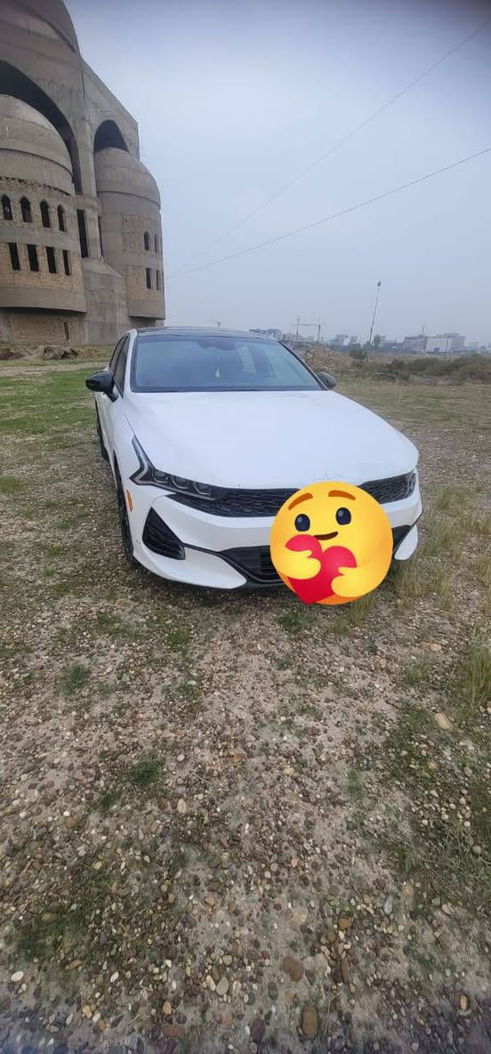 كيا كي فايف ٢٠٢٣ جتي لاين رقم بغداد سعر ١٧٠ وبيه مجال لاستفسار وصور الحادث على واتساب ***********
