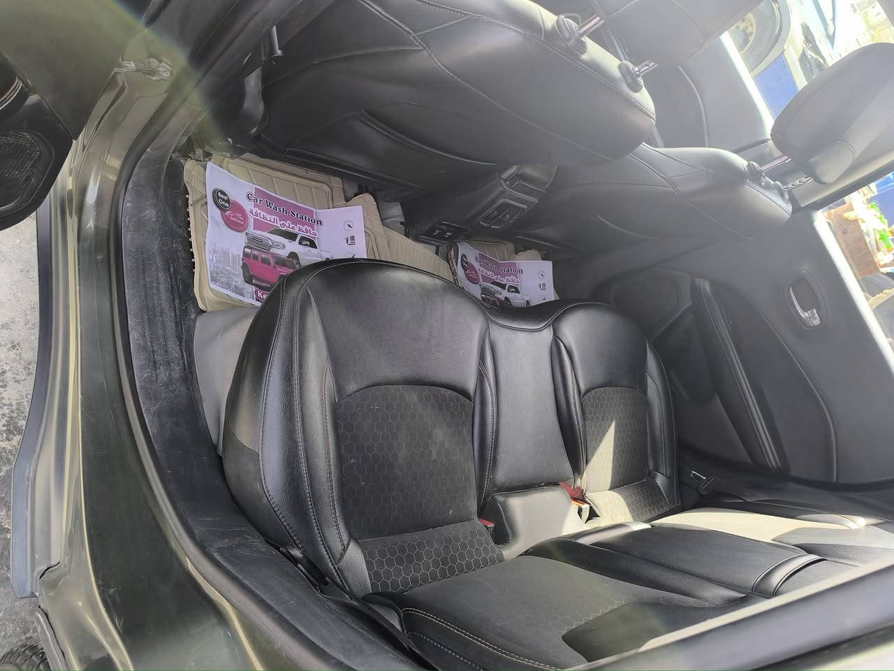 بسم الله الرحمن الرحيم
وبعد التوكل على الله 
جيب كومباس ٢٠١٩ لاتتيود دفع رباعي
حادث خفيف موضح بالصور
لغد شاصي مكفولات
كير محرك كهربائيات مكفولة
تبريد تدفئة 
محرك ٢٤٠٠ يعني بانزين عادي
حدادة صدر جديد
مع تصفير فلنجات وتبديل دسكات
مسويلها ادامة جديدة
السيارة خير من الله مناقصها شي
واكيد تشوف وتفحص بنفسك اول
مكان السيارة الدورة
غرض البيع للتحديث
السعر ١٢٥ وبيها مجال للشراي
***********
