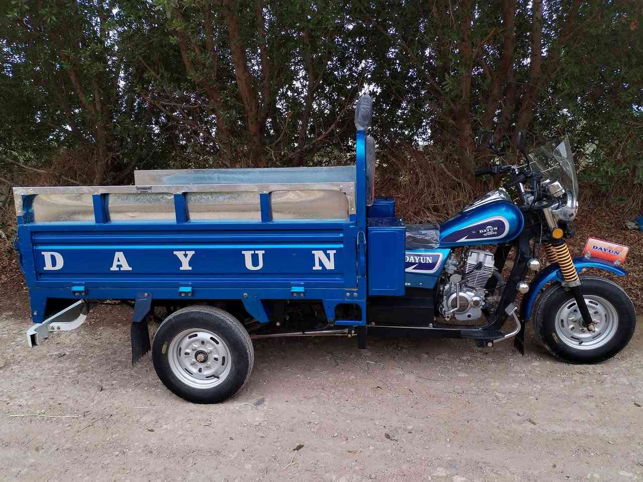 السلام عليكم ستوتة دايوان للبيع موديل 2022 طالعة ب2026 بعدهي زيرو مكفولة كفالة عامة مرقمة رقم وسنوية أرقام انكليزي  مكاني كوت للاستفسار الاتصال على الرقم هاتف ***********
