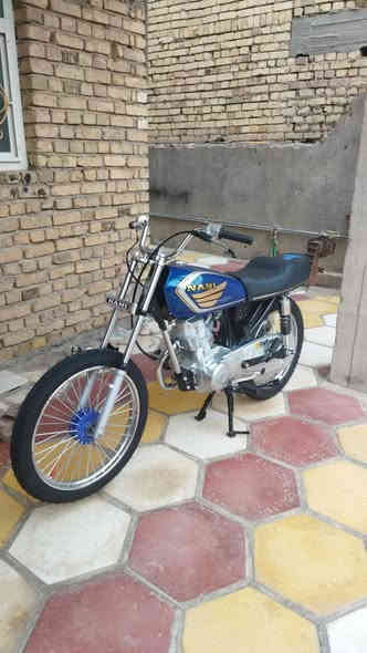 سلام عليكم                                                                                  
موجود يمي شد وتعمير دراجات كير لحيم دوس  تصليح تحوير شواصي صبغ كله موجود وانا بالخدمه 
تريد دراجتك تفصل بيها وما تكطع تريد تجفيته مضبوطه كله موجود وشرط ضمان وامان 
مكاني غراف حي الاعلام بنزله عدنان 
***********
