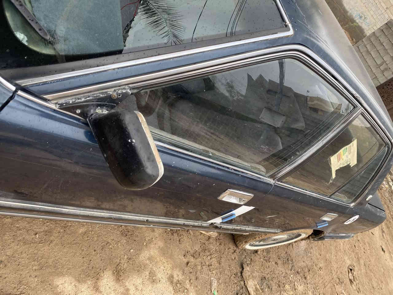 سلام عليكم سيدان موديل ٩٢ لل بيع بيها ففتي كير ومحرك جدد صدر جديد تخم تاير جديد سيارة كلها عل بلاد كشنات كهرباء سعر ٤٨ وبيها مجال بصيط لل استفسار اكثر هاذ الرقم ***********
