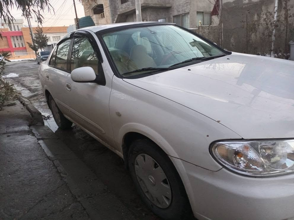 نیسان سەنی یابانی مۆدێل 2010 وارد خەلیجی

بێ بۆیاخ، یەک چاملغی پێش لای سەکن تەنها ساردە کوت، هەزە و پاکانەی سۆران بەشەرت، گێڕ ئۆتۆماتیک مەکینە و گێڕی نوێ، مەکینە قەپاغ سپی بەفری، 215 هەزار ڕۆیشتووە.
ناو فۆڕمیکایە، ڕەنگ سپی بەفری.
80 وەرەقە و معامەلەیەکی کەم، موشتەری نیت یەکتر با ماندوو نەکەین.
ڕێز و حوڕمەتم بۆ ئێوە.
*********** سوران, أربيل
