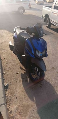 دراجه للبيع 2024 السعر خاص مامتواجد عل فيس هذا رقمي 07883248993