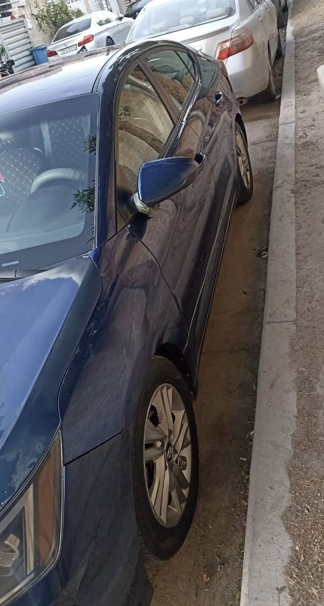 لام عليكم النترا موديل 19
وارد امريكي وكلشي موضح بالصور 

رقم اربيل 

محرك 2000 دوش المرغوب 

والكير AT المرغوب 

بيها جراد وبارد موضح 

السعر ١٢٢ وبيها مجال  

مكان السيارة بغداد الغدير 

للاستفسار : +964 771 638 7812

متوفر واتساب 
 
مكلف بالنشر


**إذا كنت صاحب هذا الإعلان وتريد حذفه لأي سبب، رجاءا أرسل رسالة إلى الدعم الفني**