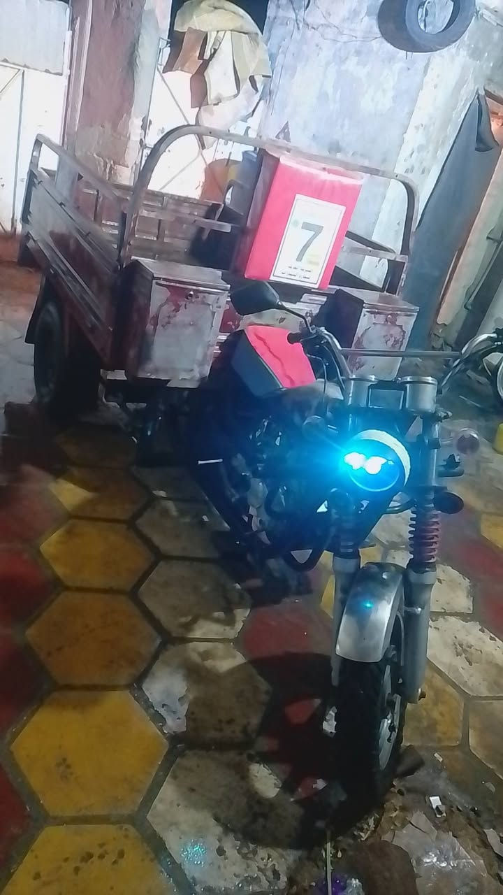 السلام عليكم ستوته جمره موديل 12 اوراق كامله ركبه شاصي مكفولات كهربائيات ضفيره كلها جديده باتري جديد مكينه 17 تخبل ناعمه الستوته جاهزه 
كلشي واضح بل فديو 
السعر 850 
***********

***********
