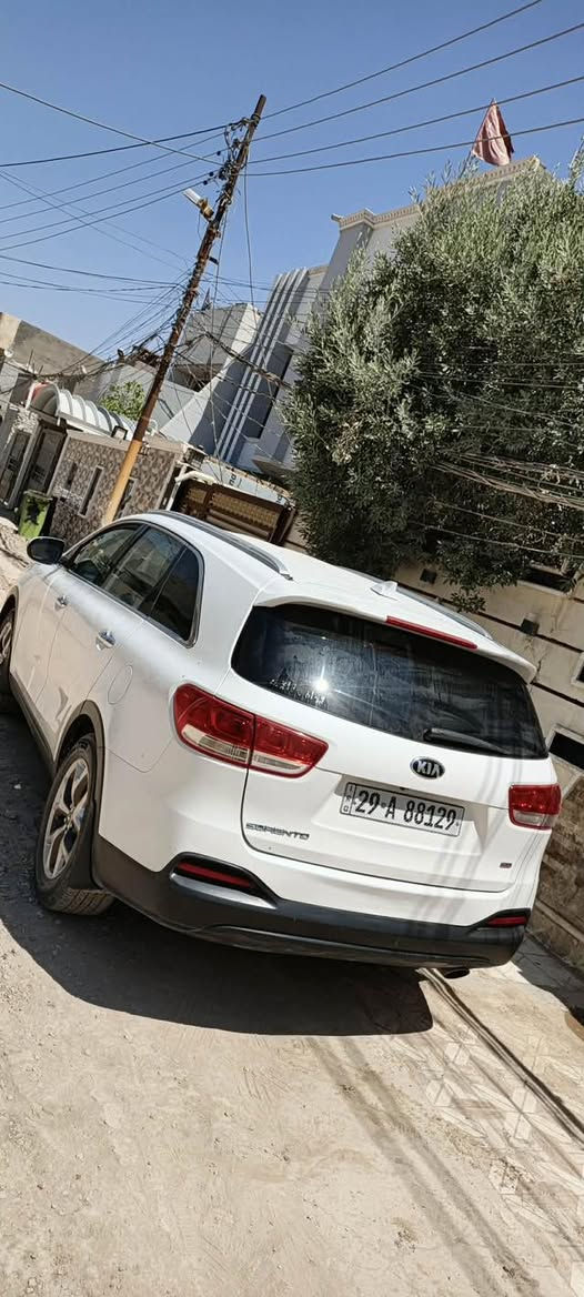 سورنتو موديل 2016 مكينه 4 خمسه راكب تبريد قطعتين رقم نكليزي 29 مكاني بابل حله *********** سعر 145 بيه مجال قليل سياره جاهزه
