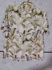 قميص حرير • قياس L • ما مستخدم